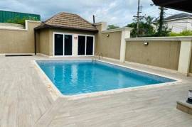 2 Bedrooms 3 Bathrooms, Apartment for Sale in Kingston 6