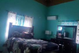 2 Bedrooms 3 Bathrooms, Apartment for Sale in Kingston 8