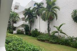 2 Bedrooms 2 Bathrooms, Apartment for Sale in Kingston 10