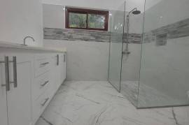 2 Bedrooms 3 Bathrooms, Apartment for Sale in Kingston 8