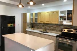 2 Bedrooms 2 Bathrooms, Apartment for Sale in Kingston 5