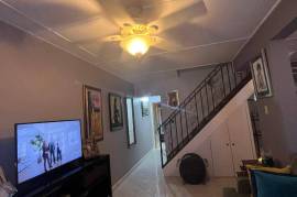 2 Bedrooms 3 Bathrooms, Apartment for Sale in Kingston 5