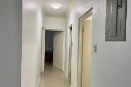 2 Bedrooms 2 Bathrooms, Apartment for Sale in Kingston 6