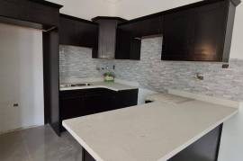 2 Bedrooms 3 Bathrooms, Apartment for Sale in Kingston 8