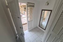 2 Bedrooms 2 Bathrooms, Apartment for Sale in Kingston 8