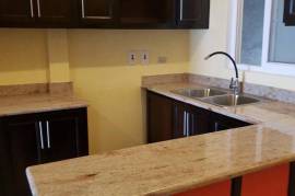 3 Bedrooms 4 Bathrooms, Apartment for Sale in Kingston 8