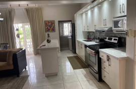 2 Bedrooms 2 Bathrooms, Apartment for Sale in Kingston 6