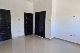 2 Bedrooms 3 Bathrooms, Apartment for Sale in Kingston 8