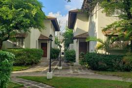 2 Bedrooms 2 Bathrooms, Apartment for Sale in Kingston 5