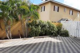 2 Bedrooms 2 Bathrooms, Apartment for Sale in Kingston 8