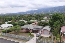 2 Bedrooms 3 Bathrooms, Apartment for Sale in Kingston 6