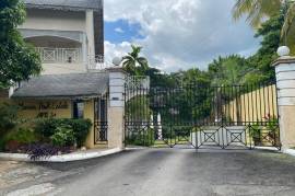 2 Bedrooms 2 Bathrooms, Apartment for Sale in Kingston 8