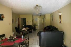 2 Bedrooms 2 Bathrooms, Apartment for Sale in Kingston 8