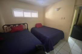 2 Bedrooms 2 Bathrooms, Apartment for Sale in Kingston 8