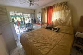 2 Bedrooms 2 Bathrooms, Apartment for Sale in Kingston 8