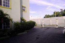 2 Bedrooms 2 Bathrooms, Apartment for Sale in Kingston 8