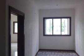 3 Bathrooms, Apartment for Sale in Kingston 19