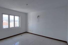 1 Bedrooms 2 Bathrooms, Apartment for Sale in Kingston 5