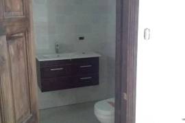 3 Bathrooms, Apartment for Sale in Kingston 19