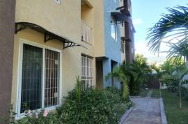 2 Bedrooms 2 Bathrooms, Apartment for Sale in Kingston 8