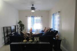 3 Bedrooms 2 Bathrooms, Apartment for Sale in Kingston 19