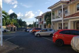 2 Bedrooms 3 Bathrooms, Apartment for Sale in Kingston 8