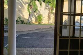 2 Bedrooms 3 Bathrooms, Apartment for Sale in Kingston 8