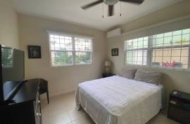 2 Bedrooms 2 Bathrooms, Apartment for Sale in Kingston 6