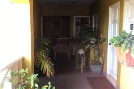 2 Bedrooms 2 Bathrooms, Apartment for Sale in Kingston 8