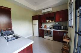 2 Bedrooms 2 Bathrooms, Apartment for Sale in Kingston 19