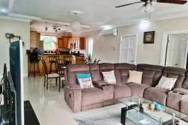 2 Bedrooms 2 Bathrooms, Apartment for Sale in Kingston 10