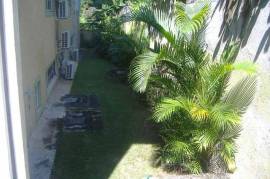 2 Bedrooms 3 Bathrooms, Apartment for Private in Kingston 8