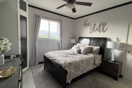 1 Bedrooms 1 Bathrooms, Apartment for Sale in Kingston 19