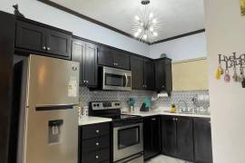 1 Bedrooms 1 Bathrooms, Apartment for Sale in Kingston 19