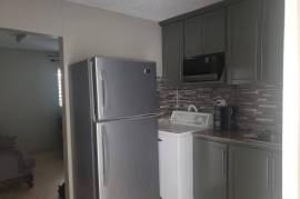 2 Bedrooms 1 Bathrooms, Apartment for Sale in Kingston 8