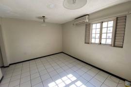 2 Bedrooms 1 Bathrooms, Apartment for Sale in Kingston 8