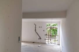 1 Bathrooms, Apartment for Sale in Kingston 3