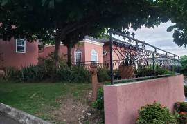 1 Bedrooms 1 Bathrooms, Apartment for Sale in Kingston 6