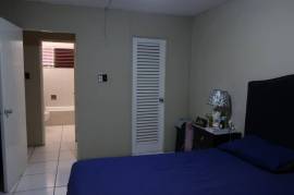 2 Bedrooms 1 Bathrooms, Apartment for Sale in Kingston 6