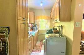 1 Bedrooms 1 Bathrooms, Apartment for Sale in Kingston 8