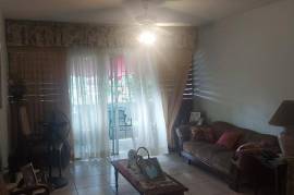 2 Bedrooms 2 Bathrooms, Apartment for Sale in Kingston 8