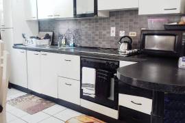 1 Bedrooms 1 Bathrooms, Apartment for Sale in Kingston 6