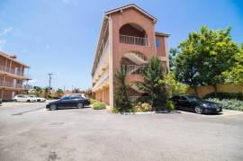 1 Bedrooms 1 Bathrooms, Apartment for Sale in Kingston 10