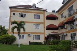 1 Bedrooms 1 Bathrooms, Apartment for Sale in Kingston 8