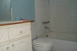 2 Bedrooms 1 Bathrooms, Apartment for Sale in Kingston 8