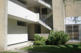 2 Bedrooms 1 Bathrooms, Apartment for Sale in Kingston 8