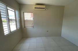 3 Bedrooms 1 Bathrooms, Apartment for Sale in Spanish Town