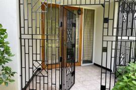 1 Bedrooms 1 Bathrooms, Apartment for Sale in Kingston 6