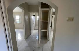 3 Bedrooms 1 Bathrooms, Apartment for Sale in Spanish Town