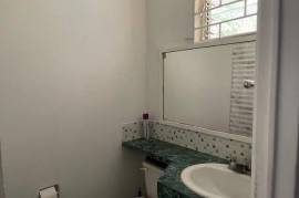 1 Bedrooms 1 Bathrooms, Apartment for Sale in Kingston 6